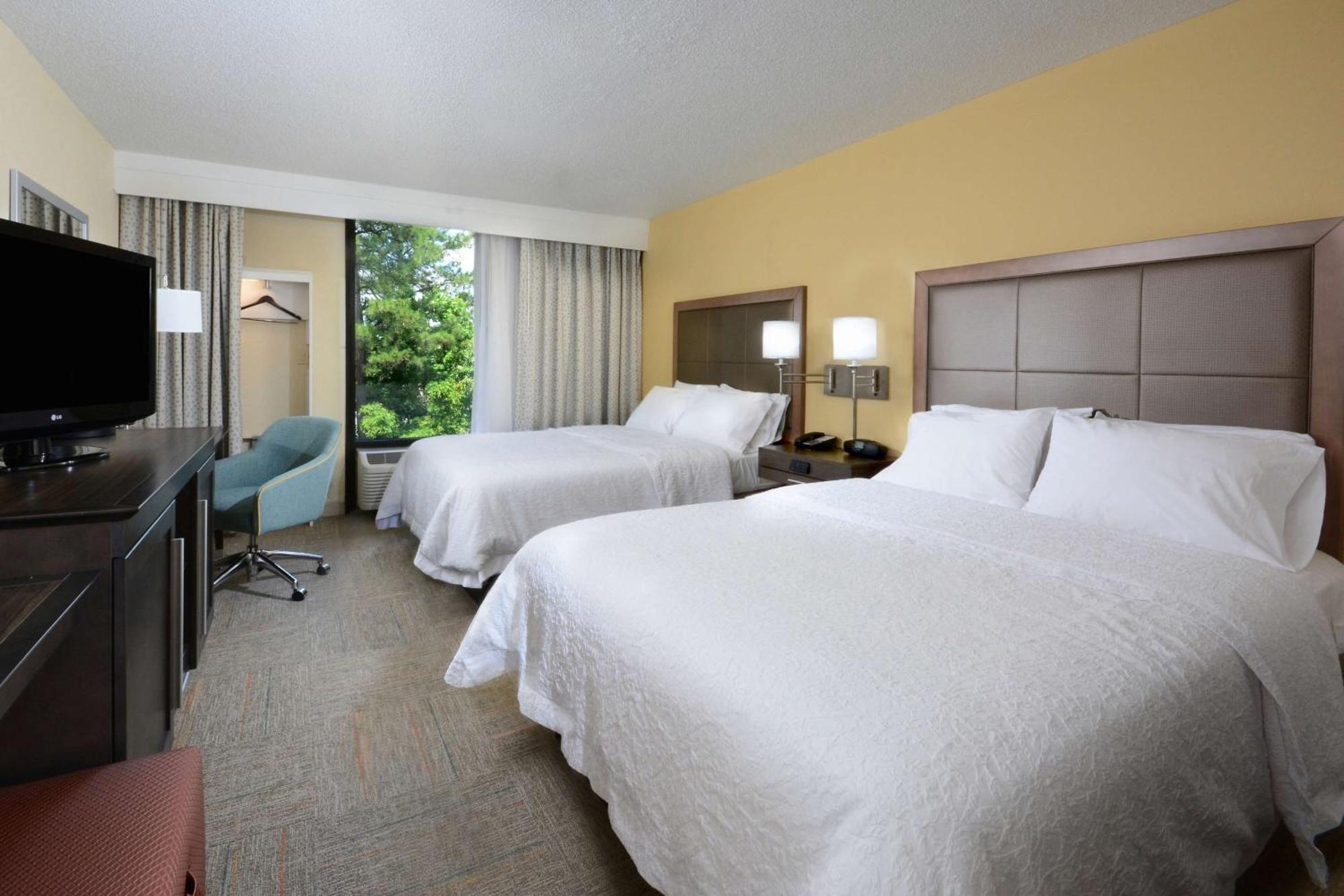 Hampton Inn Charlotte North Lake Norman Корнелиус Екстериор снимка