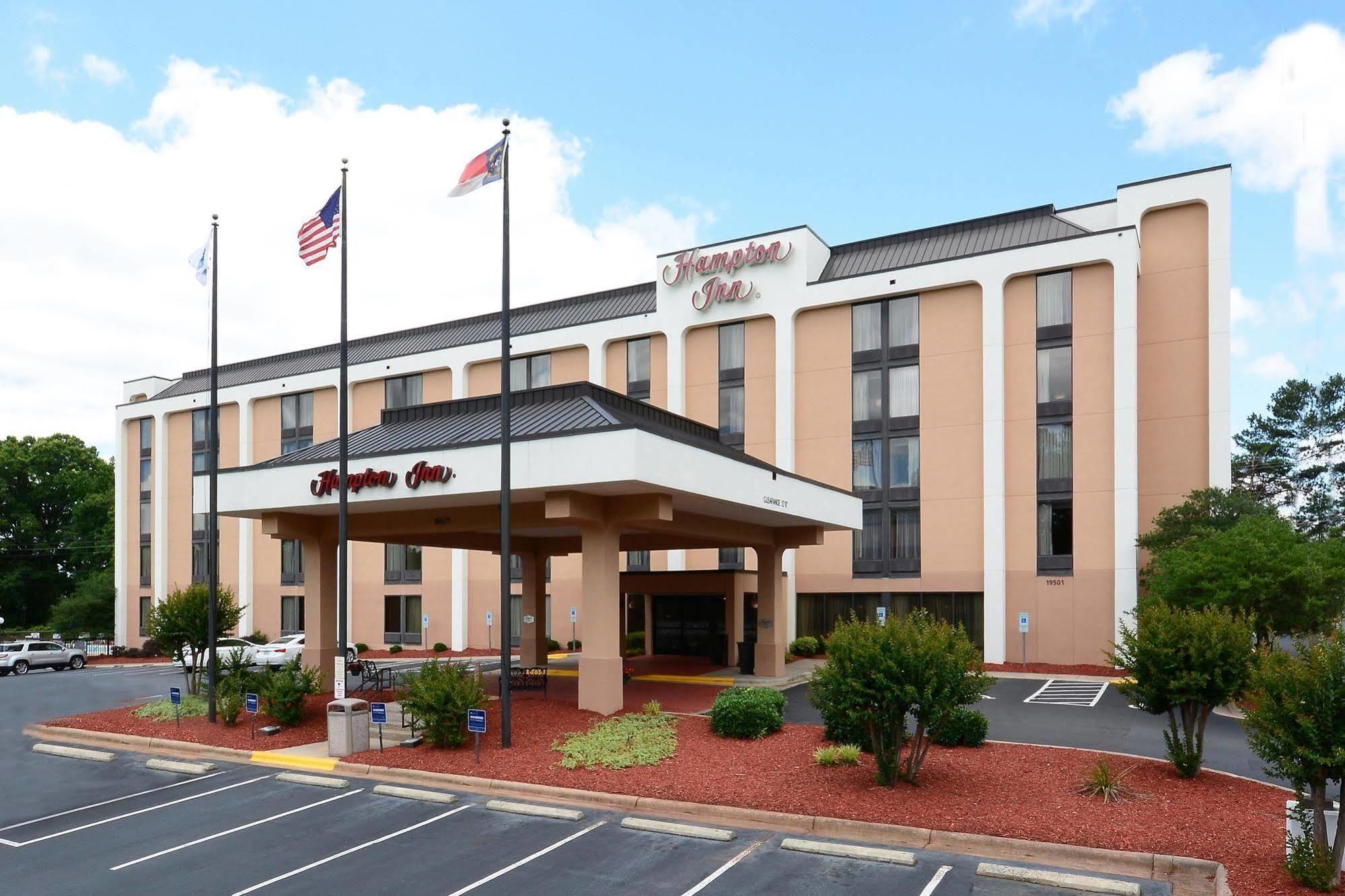 Hampton Inn Charlotte North Lake Norman Корнелиус Екстериор снимка